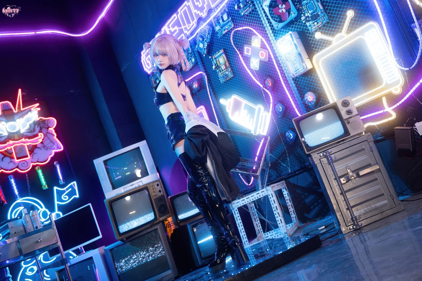 柒柒要乖哦_No_070_彻夜之歌_常服七草荠_41P_389MB tg@simisebaisi 【丝足阁】006.webp